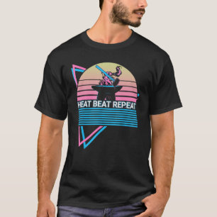 Lustiger Schmied Schmieden Schmiede Retro Hitze T-Shirt