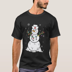 Lustiger Schneemann Krankenpfleger Schrubben Weihn T-Shirt