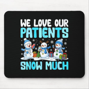 Lustiger Schneemann-Krankenschwester Wir lieben un Mousepad