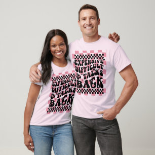 Lustiger Spruch Attitüde Comedy Zitate Pink Retro  T-Shirt