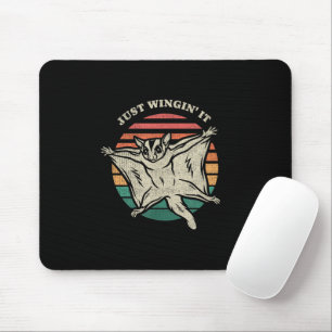 Lustiger Sugar Glider, der einfach so vor sich hin Mousepad