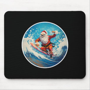 Lustiger surfenender Weihnachtsmann auf Surfbrett Mousepad
