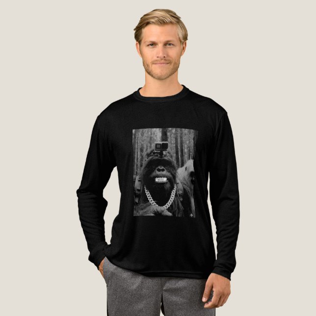 Lustiger vereister Bigfoot beim Campen für Bigfoot Tri-Blend Shirt (Volle Vorderseite)