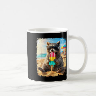 Lustiger Waschbär, der Popsicle-Sommer-Tier isst Kaffeetasse