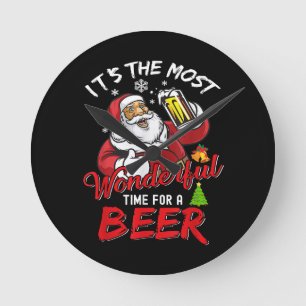 Lustiger Weihnachten Santa Claus Trinkt Bier Wunde Runde Wanduhr