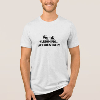 Lustiger Weihnachtsunfall durch Sleighing Tri-Blend Shirt