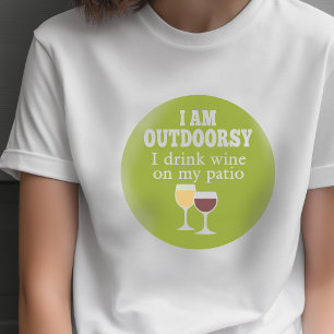 Lustiger Wein-Zitat - Ich trinke Wein auf meiner T T-Shirt