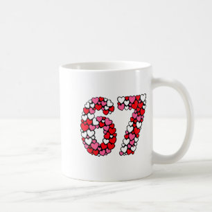 Lustiges 67 Meme 6 7 Gen Alpha Slang für Valentins Kaffeetasse