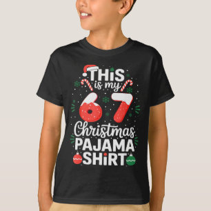 Lustiges 67 Weihnachten Pyjama-Shirt Sechs Sieben T-Shirt