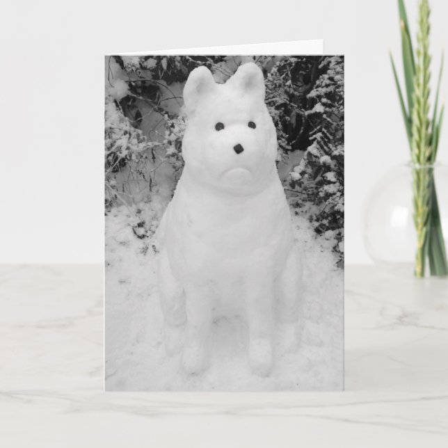 lustiges Akita-SchneehundeSchneemannweihnachten Feiertagskarte (Vorderseite)