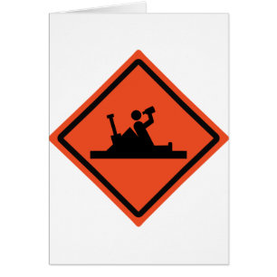 lustiges Bier der Straßenarbeiten voran