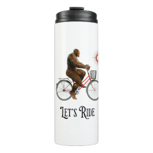 Lustiges Bigfoot-Radabenteuer Retro Thermosbecher