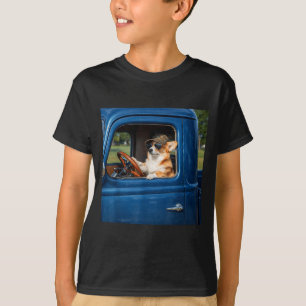 Lustiges Corgi-Meme humorvoller Hund fährt LKW Str T-Shirt
