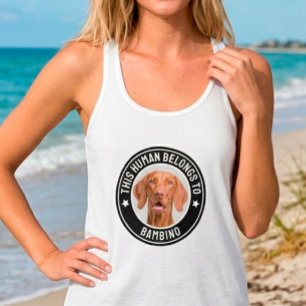 Lustiges "Dieser Mensch gehört" individuelles Hund Tank Top