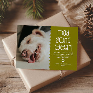 Lustiges 'Dog Gone Year'-Haustierfoto Feiertagskarte