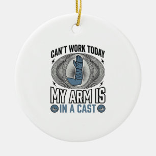 Lustiges gebrochenes Arm-Gips Vintage T-Shirt Desi Keramik Ornament