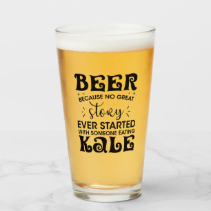 Lustiges gesundes Bier gegen grünen Grünkohl-Humor Glas