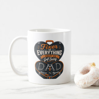 Lustiges Golf-Vater-T-Shirt – Repariert alles Kaffeetasse