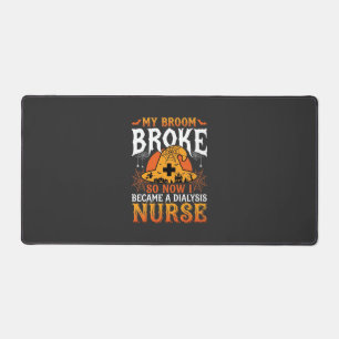 Lustiges Halloween Dialyse Krankenschwester Hexenb Schreibtischunterlage
