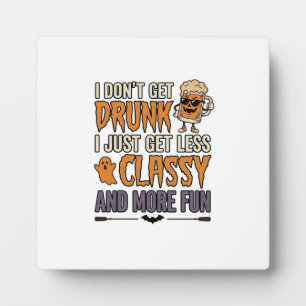 Lustiges Halloween-Trinken Weniger Klasse T-Shirt- Fotoplatte