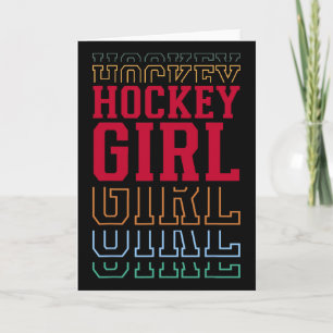 Lustiges Hockey-Mädchen mit mehrschichtigem Text T Karte