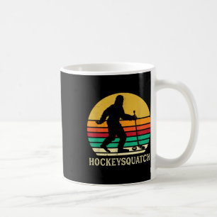 Lustiges Hockey Sasquatch-Geschenk Bigfoot Feld Ei Kaffeetasse