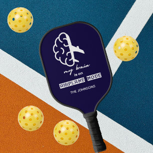 Lustiges Mein Gehirn ist im Flugmodus Kollege Reis Pickleball Schläger