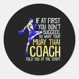 Lustiges Muay-Thai-Trainer-Boxdesign Runder Aufkleber