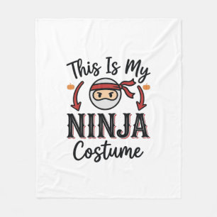 Lustiges Ninja-Kostüm Halloween-Vektordesign_1 Fleecedecke