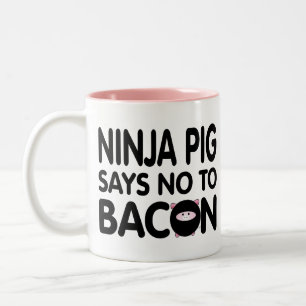 Lustiges Ninja Schwein lehnt Speck ab Zweifarbige Tasse