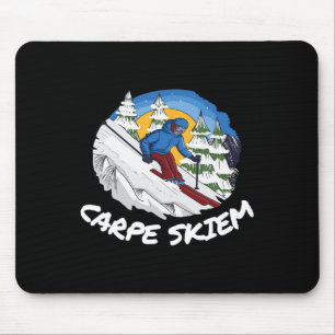 Lustiges Pulverschifahren Carpe Skiem Mousepad