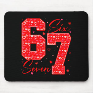 Lustiges Sechs Sieben 6 7 Meme Herzen Cupid Valent Mousepad