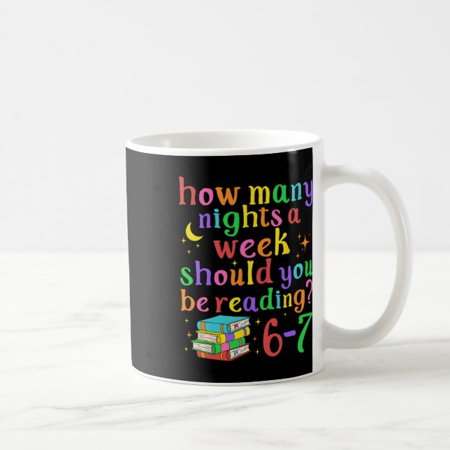 Lustiges Sechs Sieben 6 7 Meme Lehrer Design Lesen Kaffeetasse (Rechts)