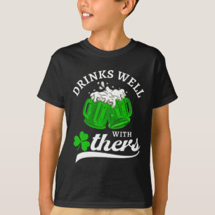 Lustiges St. Patricks Day Trink-Shirt Trinkt Gut T-Shirt