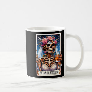 Lustiges Tarotkarten-Shirt Braut auf Bourbon Kaffeetasse