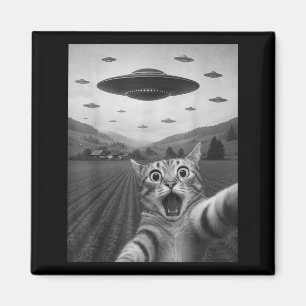 Lustiges überrascht Ed Katze Selfie mit Alien Ufo Magnet