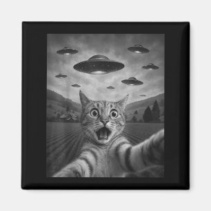 Lustiges überrascht Ed Katze Selfie mit Alien Ufo Magnet