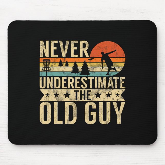 Lustiges Ultimate Frisbee Der alte Kerl Disc Golf  Mousepad (Vorne)
