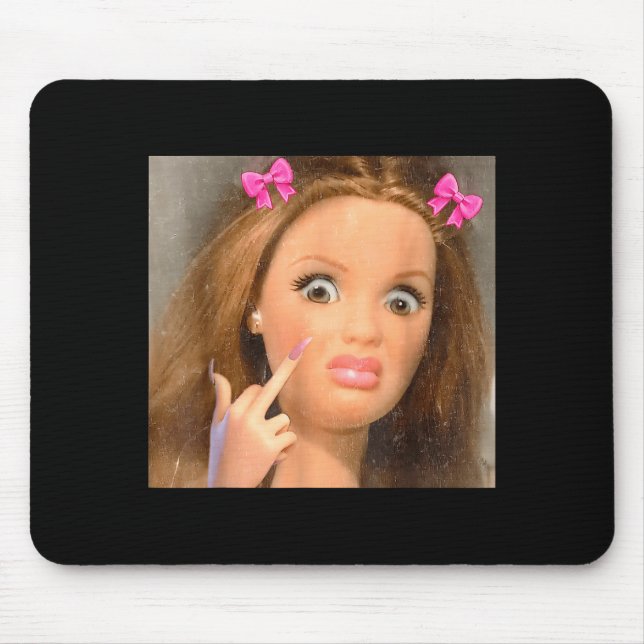 Lustiges widerliches Puppengesicht Meme  Mousepad (Vorne)