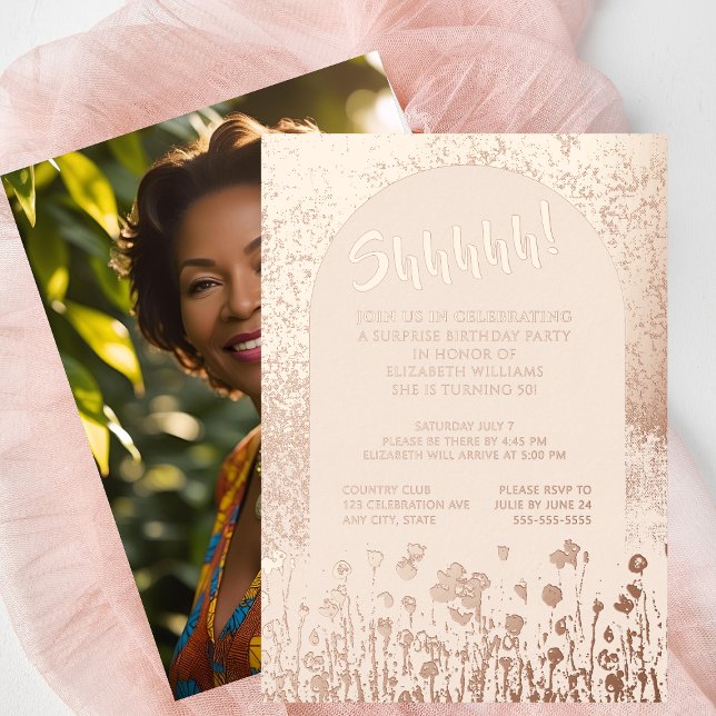Luxe 50. Rose Gold Foto auf Back Custom Birthday Folieneinladung (Von Creator hochgeladen)