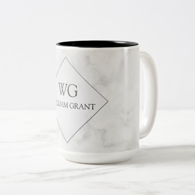 Luxe Minimalistischer Chic-weißes Marmormonogramm Zweifarbige Tasse (VorderseiteRechts)