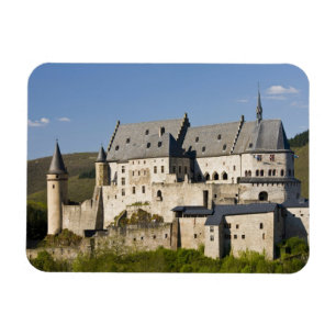 Luxemburg, Vianden. Vianden Schloss (b. 15. Magnet