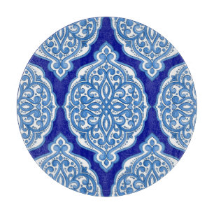 Luxuriös weiß-blau, türkisch dekoriert. schneidebrett