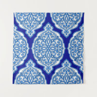 Luxuriös weiß-blau, türkisch dekoriert.
