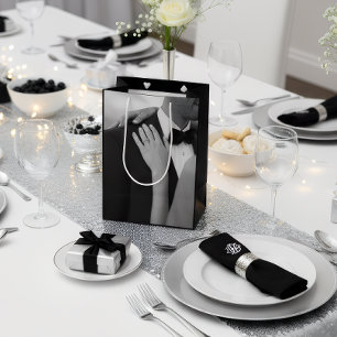 Luxuriöse schwarze und weiße Hochzeitsgeschenktasc Mittlere Geschenktüte