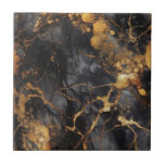 Luxuriöser Marmoreffekt in Schwarz und Gold Fliese<br><div class="desc">Mit diesen Keramik-Fliesen aus schwarzem und goldfarbenem Marmor können Sie Ihrer Zuhause eine Touch Luxus hinzufügen. Die aufwändige Farbpalette mit goldfarbenen Farbtupfern schafft ein anspruchsvolles und zeitloses, nahtloses Design, das perfekt für jede moderne Zuhause geeignet ist und jedem Raum, wie z.B. Ihrem Bad, Ihrer Küche oder jedem gewollt Zimmer, eine...</div>