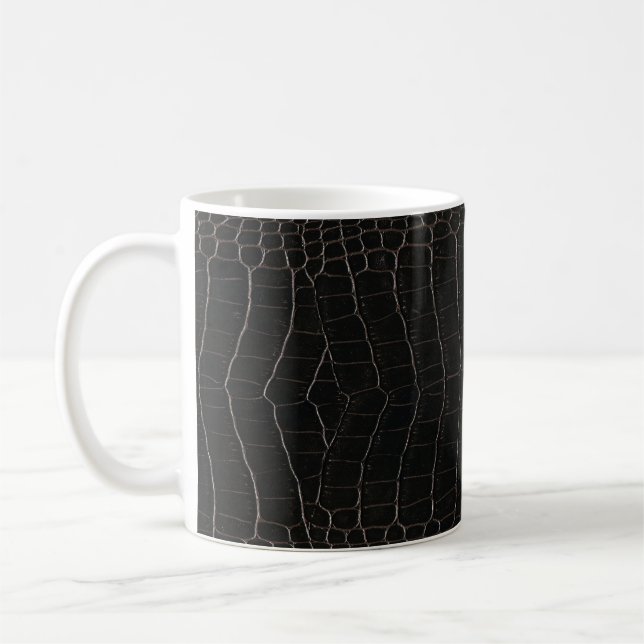 Luxuriöses Krokodilleder: Textil-Textur. Kaffeetasse (Links)