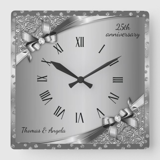 Luxury 25th Anniversary Metallic Silver & Diamond  Quadratische Wanduhr (Vorderseite)