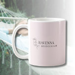 Luxury Blush Pink Rose Line Art Personalized Name Kaffeetasse<br><div class="desc">This elegant mug features a blush pink background with delicate rose line art drawn in a minimalist thin style. Beside the flower appears a personalized name along with an optional custom text line such as bridesmaid, bride, or another meaningful title. The soft pink color and simple floral illustration create a...</div>