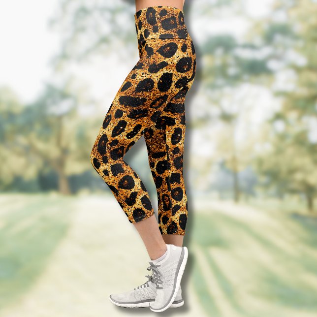 Luxury Glitter Gold Brown Rust Leopard Pattern Capri Leggings (Von Creator hochgeladen)